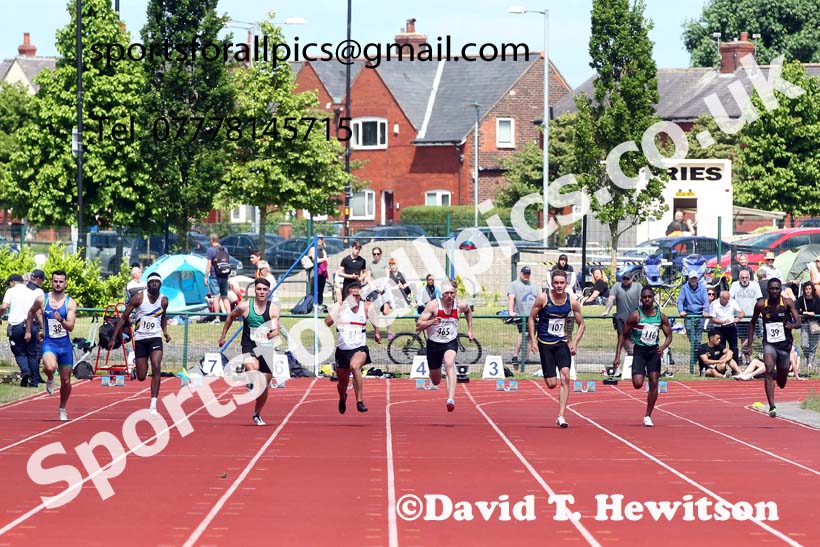 Senior mens 100 metres, 2021 Northern Senior and Under-20s Champs., Leigh. Photo: David T. Hewitson/Sports for All Pics